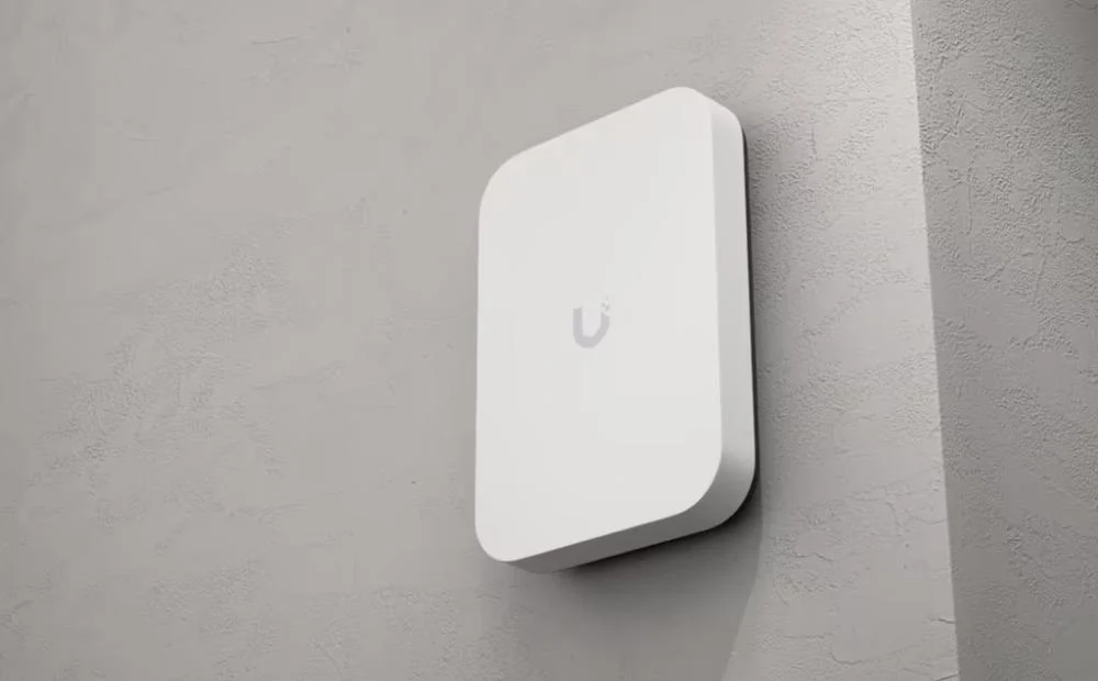 Ubiquiti UniFi U7 Pro XG Wall – foto 8