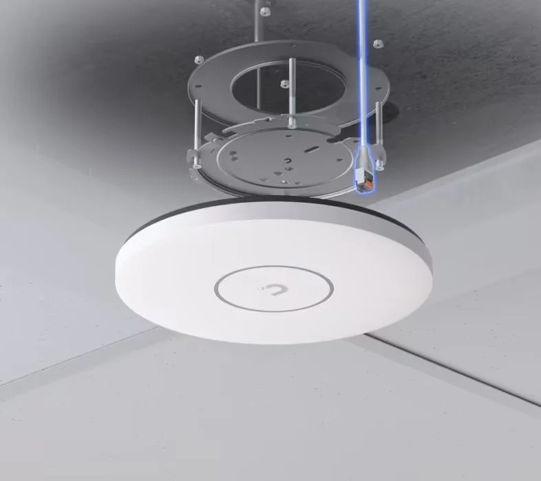 Ubiquiti UniFi U7 Pro XGS – foto 9